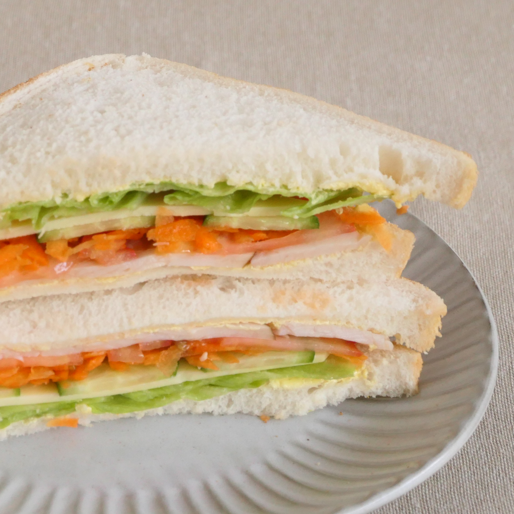 Chicken &amp; Salad Sandwich